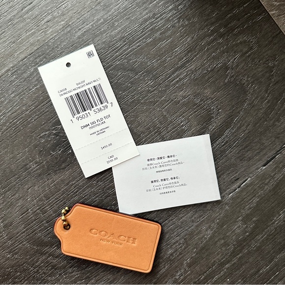 Like new Coach denim medium sizes field tote crossbody bag - Picture 2 of 8